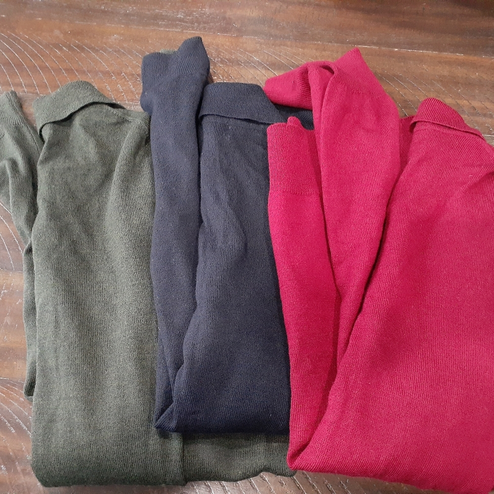 *SOLD*Brooks Brothers Sweater bundle